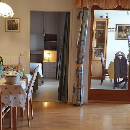 Apartment Nette-2-schlafzimmer-wohnung-in-klagenfurt-am-woerther-see Klagenfurt am Woerthersee